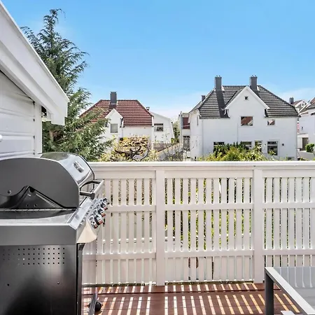 Apartmán Moderne Og Sentral Med Balkong - Perfekt For Familier *