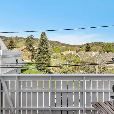 Lejlighed Moderne Og Sentral Med Balkong - Perfekt For Familier