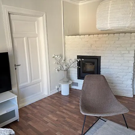 Moderne Og Sentral Med Balkong - Perfekt For Familier